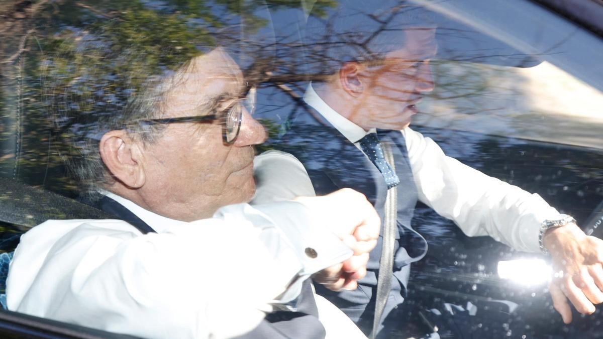 JAIME LORENTE LLEGA A SU BODA