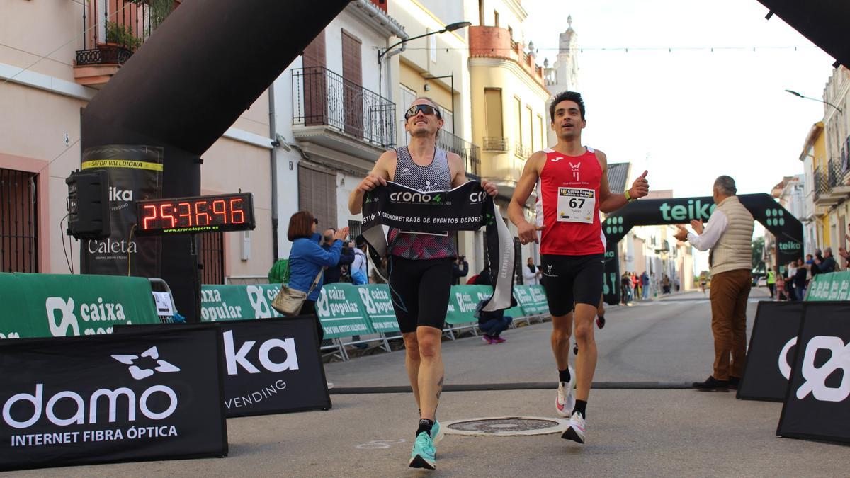 Los dos primeros clasificados en Cursa Solidària de Beniarjó