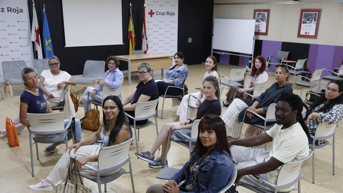 Cruz Roja de Gijón, el impulso clave para decenas de inmigrantes que buscan nacionalizarse