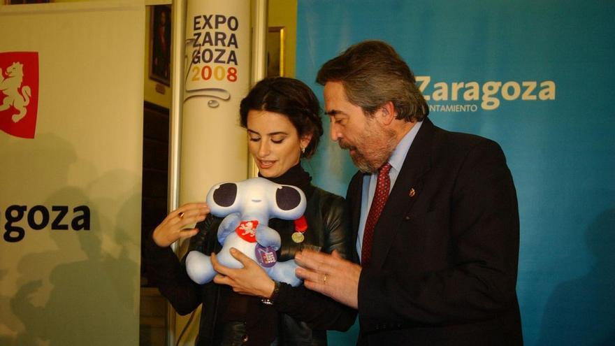 El día que Penélope Cruz inauguró un lago en Zaragoza y Christian Gálvez terminó en el agua: "Lo recordaré el resto de mi vida"