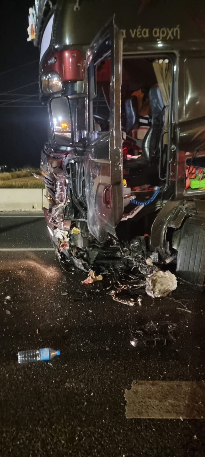 Tres jóvenes mueren al chocar contra un camión en Palma