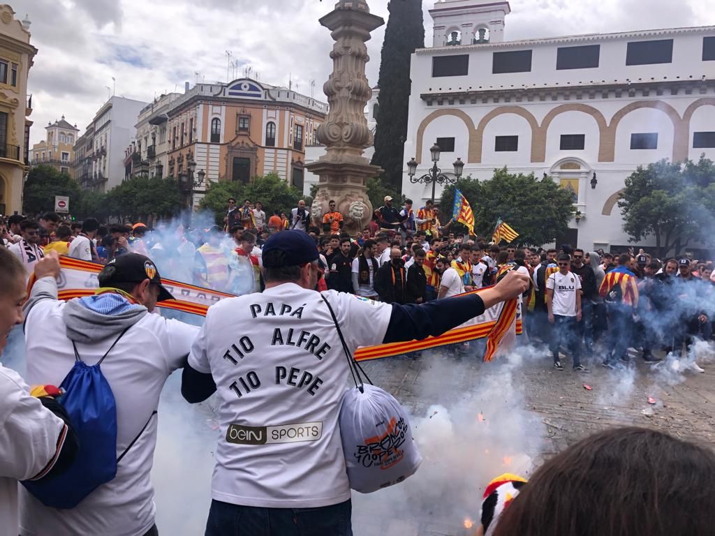 La afición valencianista toma Sevilla