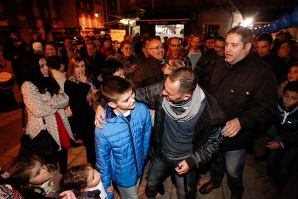 Cariñoso recibimiento a Carlos Muñoz tras 7 años viajando por el mundo