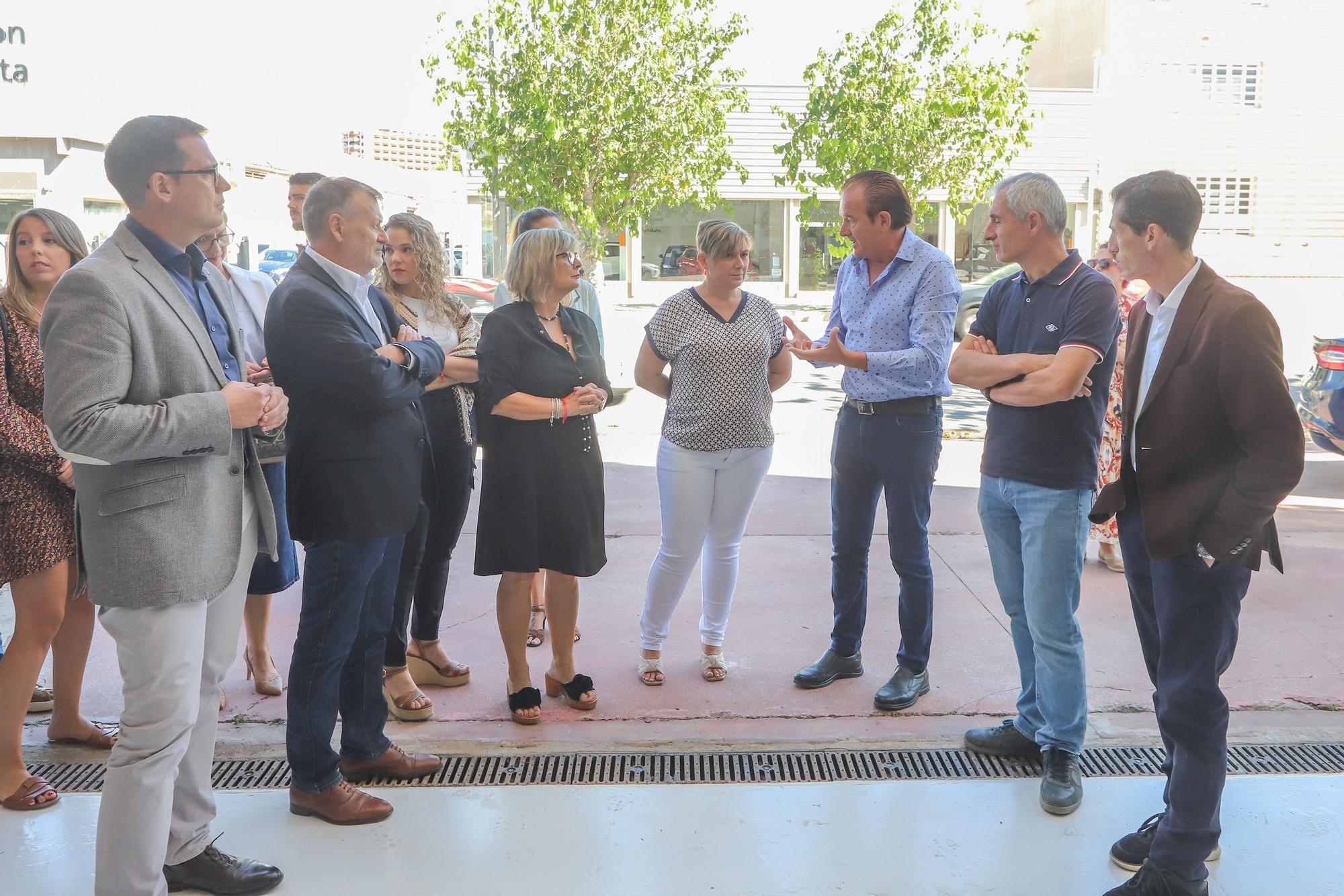 Tirón en Santa Pola para aprender a mantener barcos de recreo