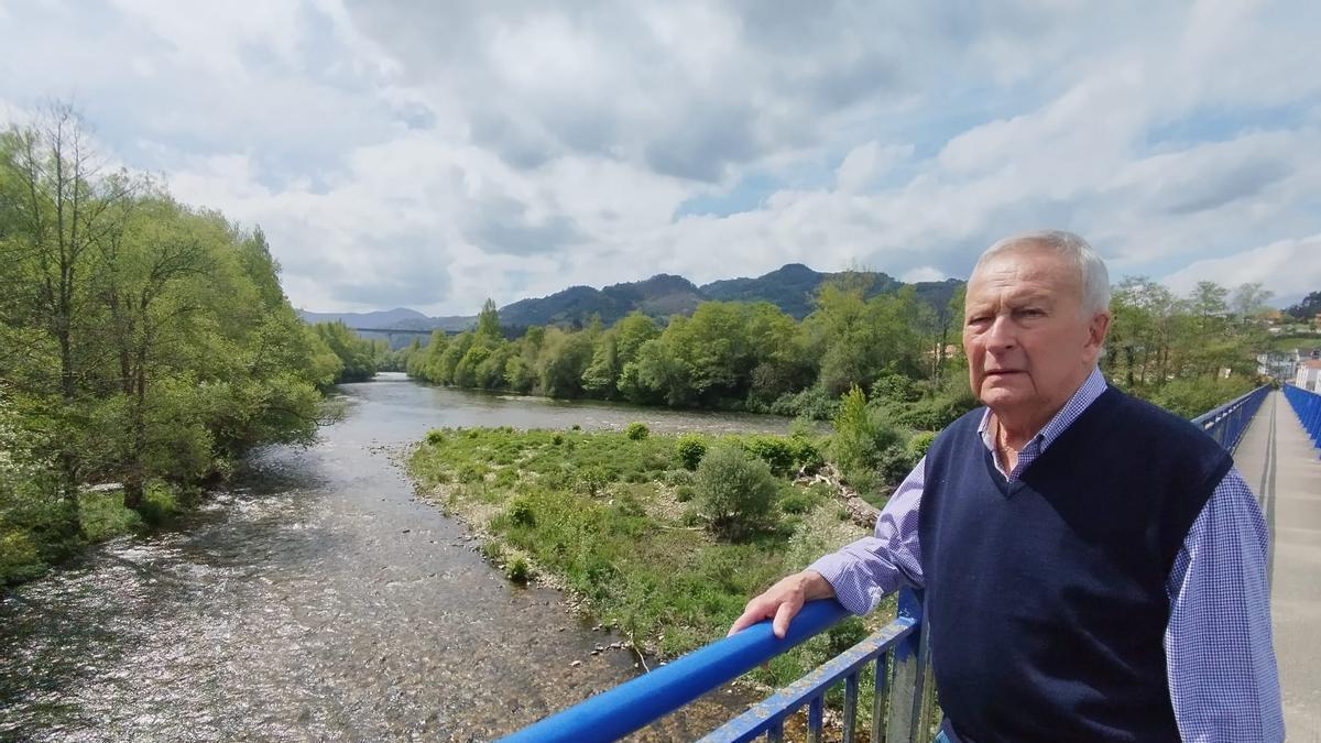 VÍDEO: Cornellana (Salas) se prepara para la subasta del campanu de Asturias en la Feria del Salmón