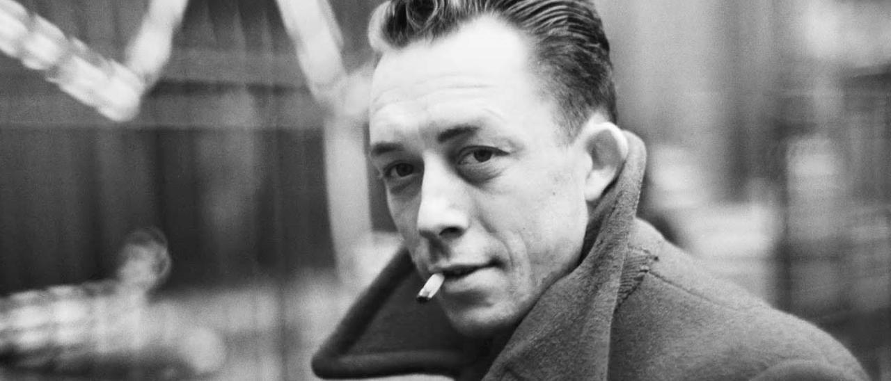 El escritor francés Albert Camus, uno de los intelectuales más destacados en su crítica al comunismo.