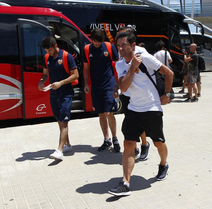 El Valencia CF pone rumbo a Évian-les-Bains