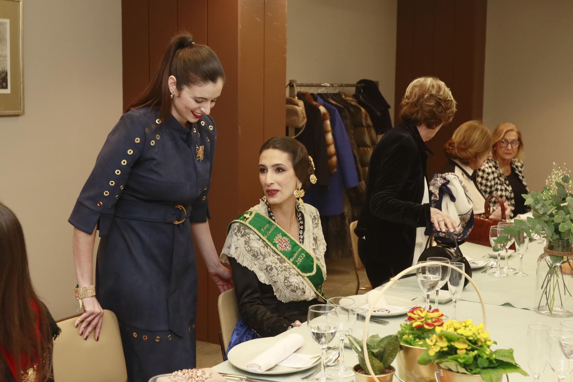 Homenaje a las reinas de las fiestas de la Magdalena