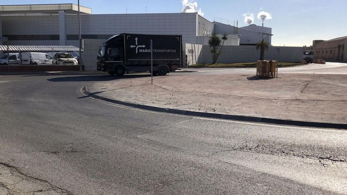 Almassora remodelará la rotonda de acceso al polígono industrial Ramonet.  | MEDITERRÁNEO