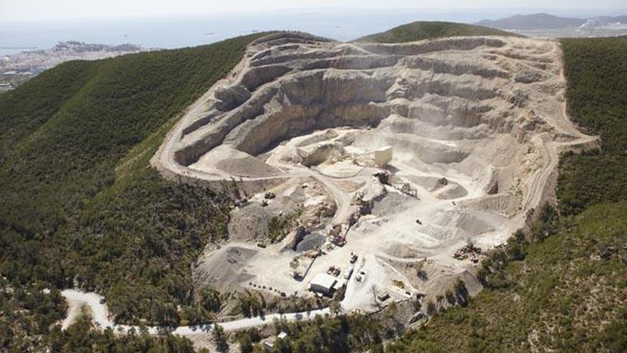 Estado que presentaba hace varios años la cantera den Capità o de ses Canyes, en Ibiza.