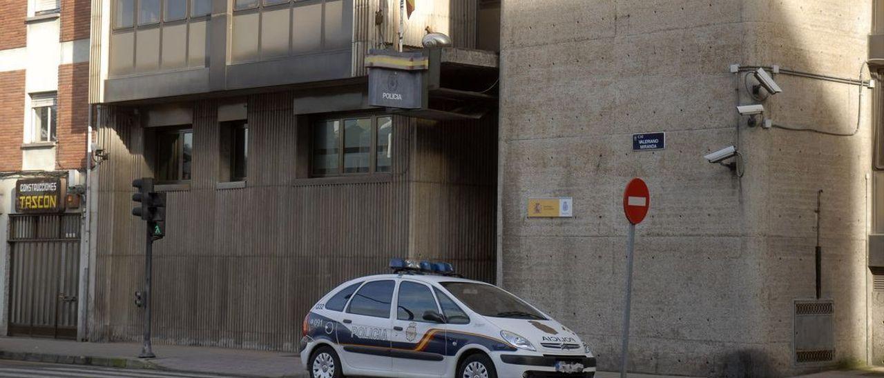 La comisaría de Policía Nacional de Mieres.