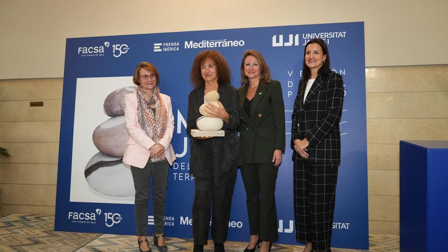 Rosalía Torrent recibe el V Premio Mujer del Mediterráneo