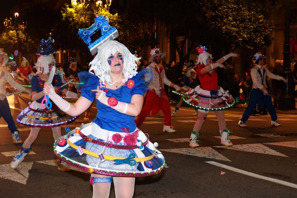 El Entroido vigués más colorido, en imágenes