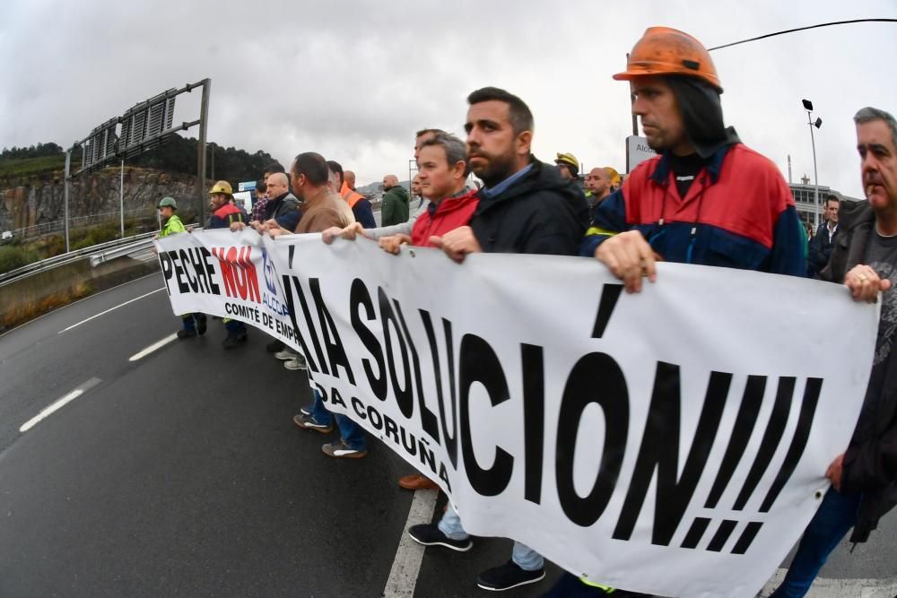 Manifestación de trabajadores de Alcoa en A Coruña