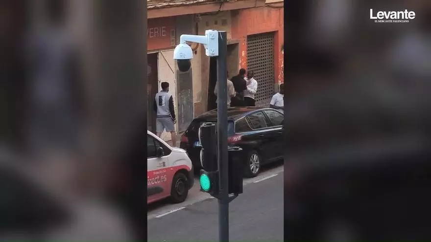 Orriols ha detectado un repunte de las peleas en la calle en los últimos días. Esta es del pasado lunes.