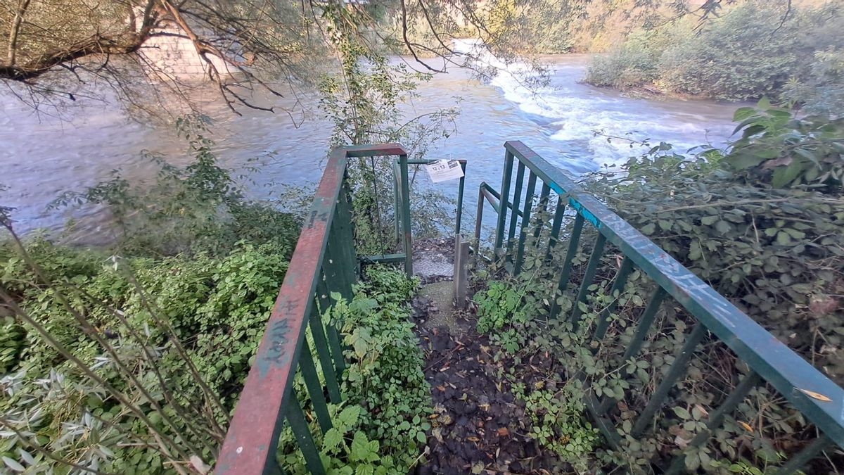 Uno de los accesos al coto, junto al puente La Perra.