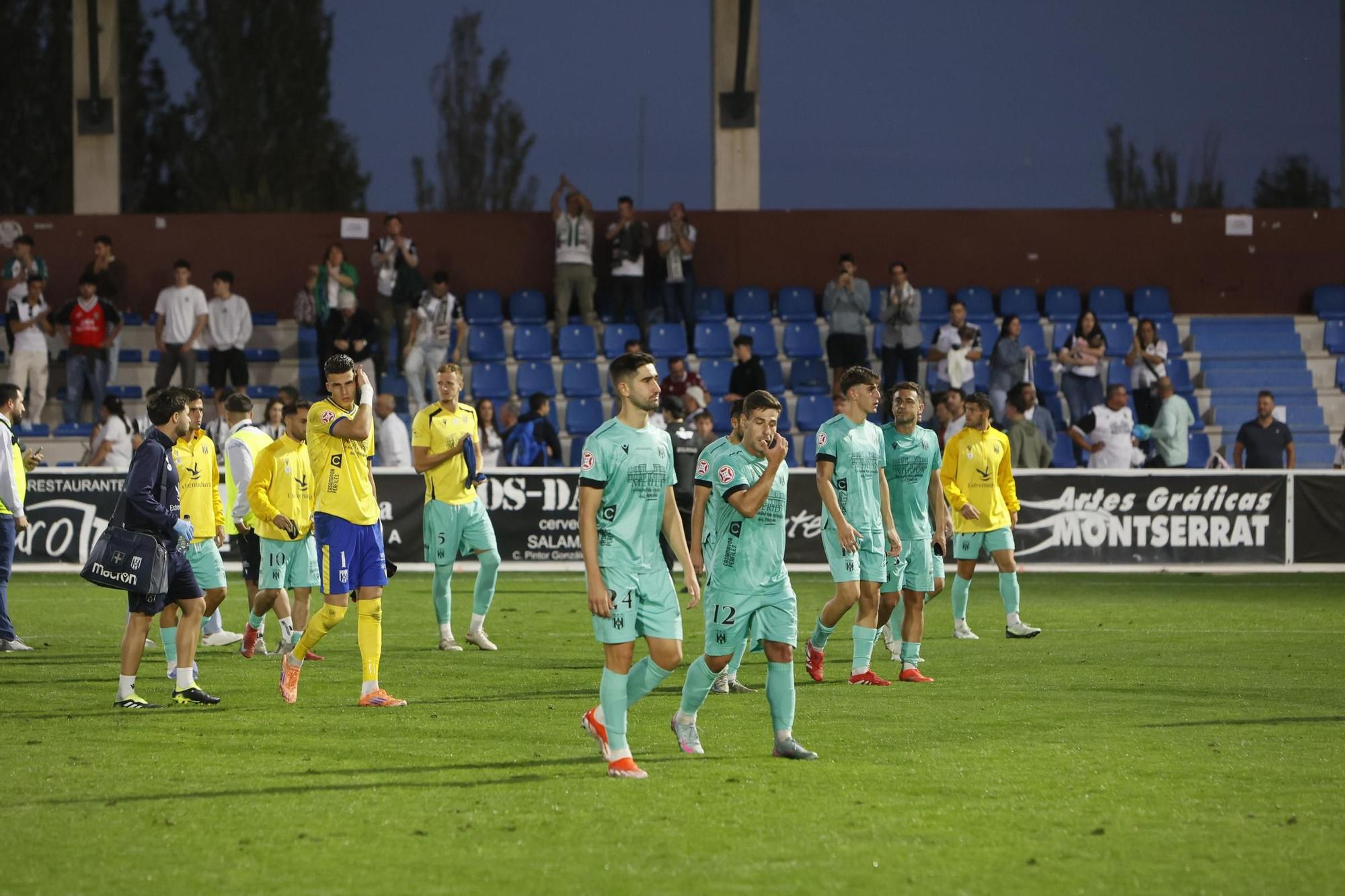 FOTOGALERÍA: Las imágenes de la derrota del Mérida en Salamanca (2-0)