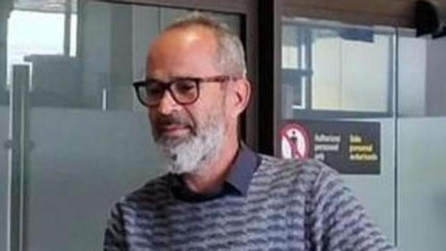 Álvaro Cervera, en el aeropuerto de Los Rodeos.