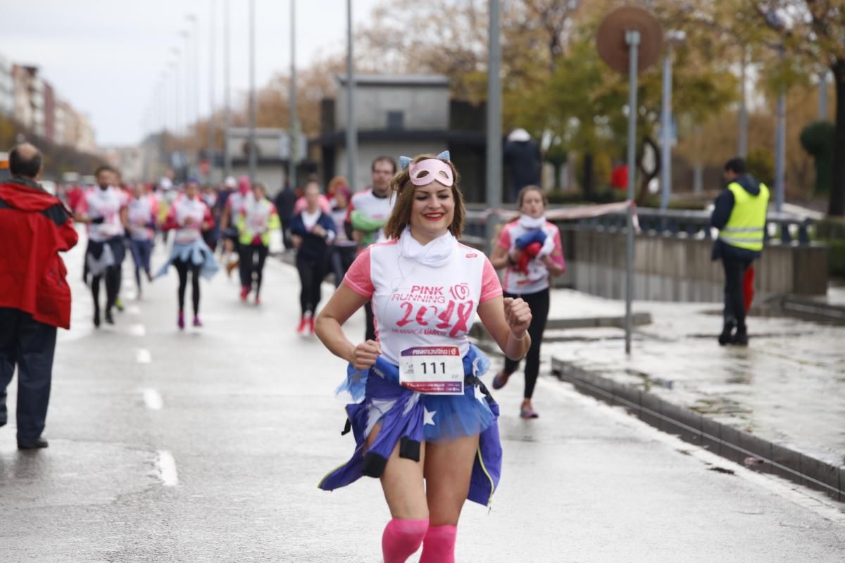 La lluvia no desluce la Pink Running