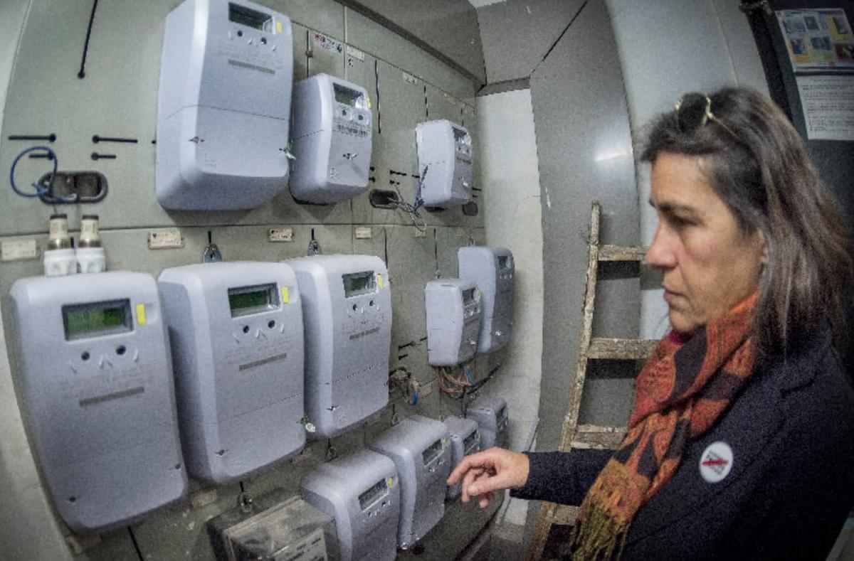 Contadores de electricidad en una comunidad de vecinos. 