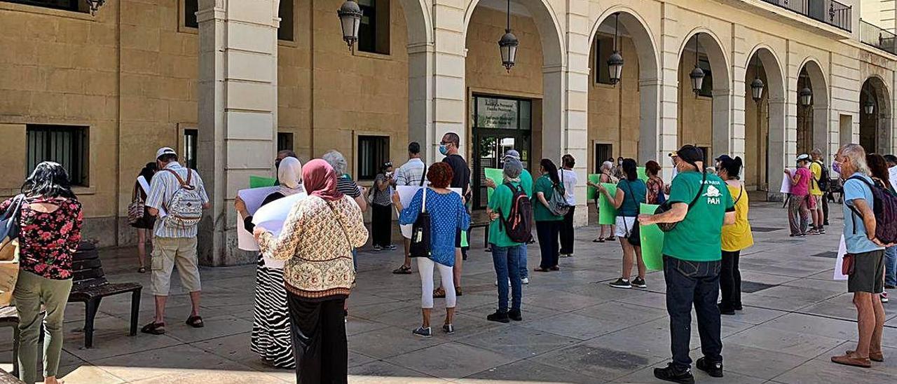 Alicante reclama al Gobierno recursos para tramitar el Ingreso Mínimo Vital