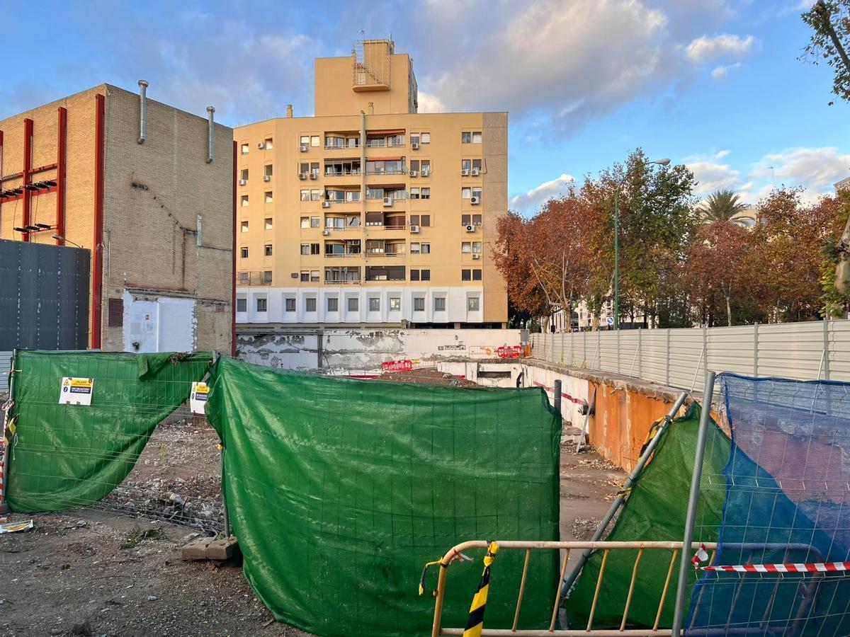 Situación actual de la parcela donde se levantará el nuevo Hilton de Nervión.