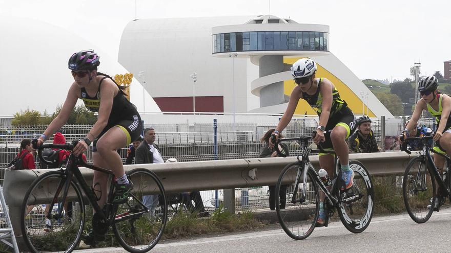 Avilés se llena este fin de semana con 3.000 atletas para las pruebas de los Campeonatos de Duatlón