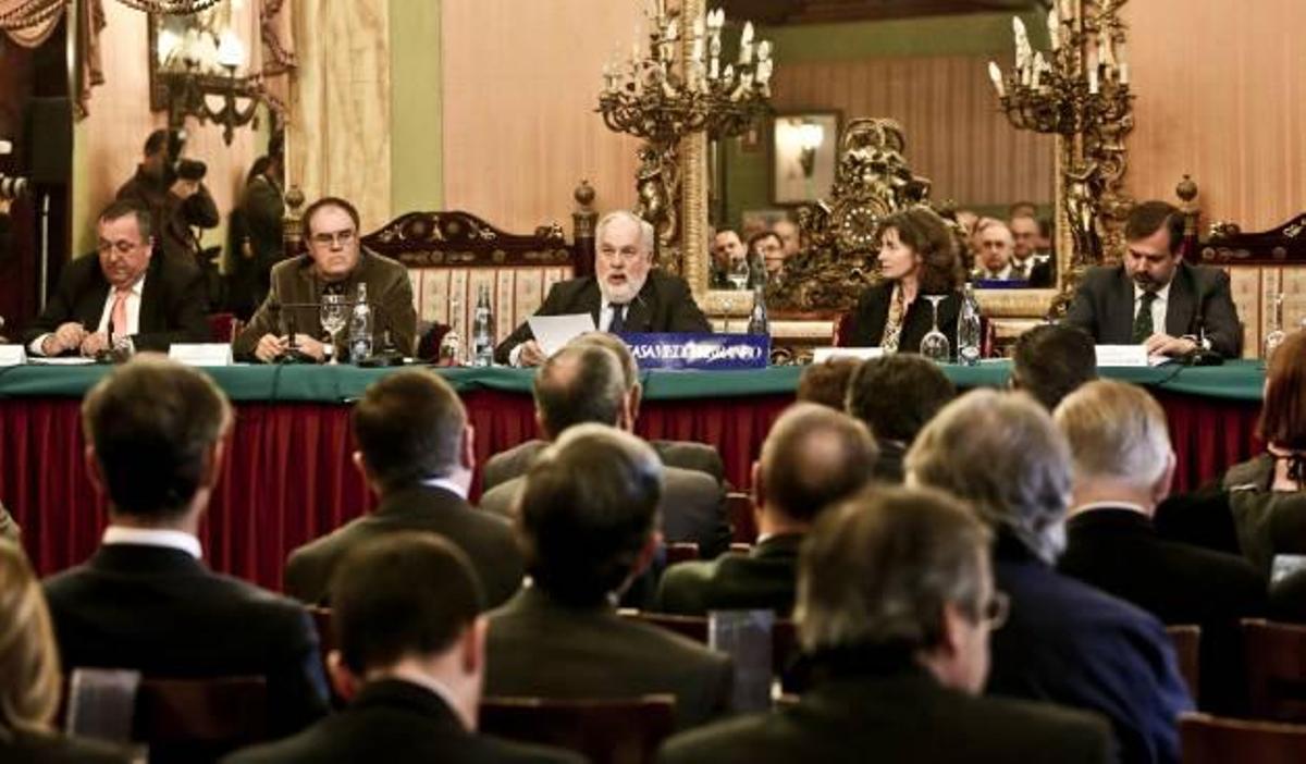 El Gobierno considera fracasado el plan de las desaladoras y anuncia otro PHN