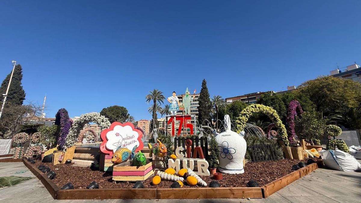 Uno de los 'jardines de primavera instalados en Murcia