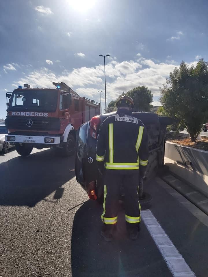 Dos heridos en un vuelco en la autopista del Sur de Gran Canaria (8/05/2021)