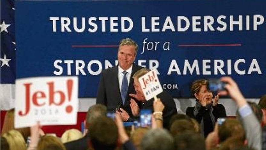 Jeb Bush va anunciar dissabte que renuncia a la carrera presidencial dels Estats Units.