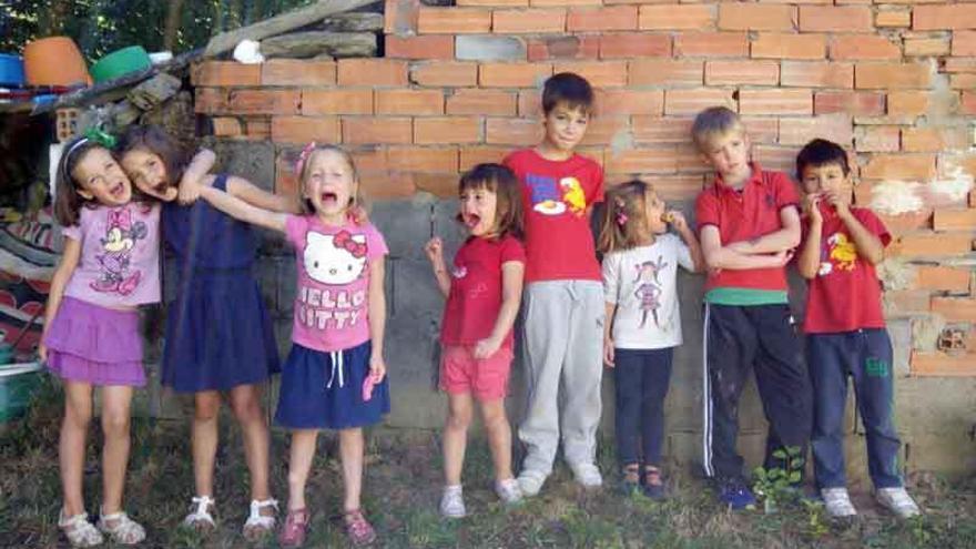 Participantes en el campamento de verano organizado por el Ayuntamiento de Galende.