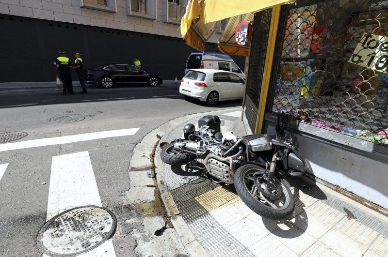 Accidente de tráfico en la calle Cortes de Aragón