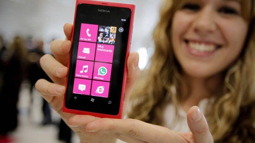 El primer teléfono de Nokia con Windows Phone sale a la venta el 24 de noviembre