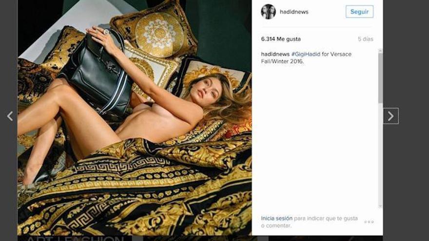 Gigi Hadid se desnuda para Versace