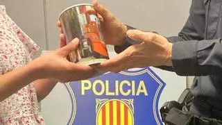 Detenido por robar una hucha con 2.500 euros mientras instalaba fibra óptica en un piso de Cambrils