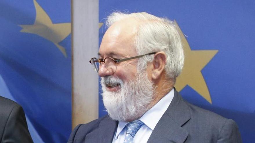 Cañete dará explicaciones en la Eurocámara sobre &#039;Acuamed&#039;