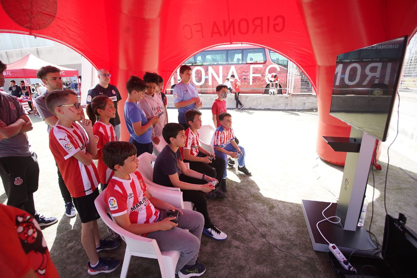 Comunió entre afició i equip a l'entrenament de portes obertes