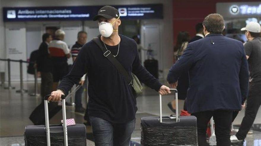 Argentina expulsa a 270 turistas por no cumplir la cuarentena del coronavirus