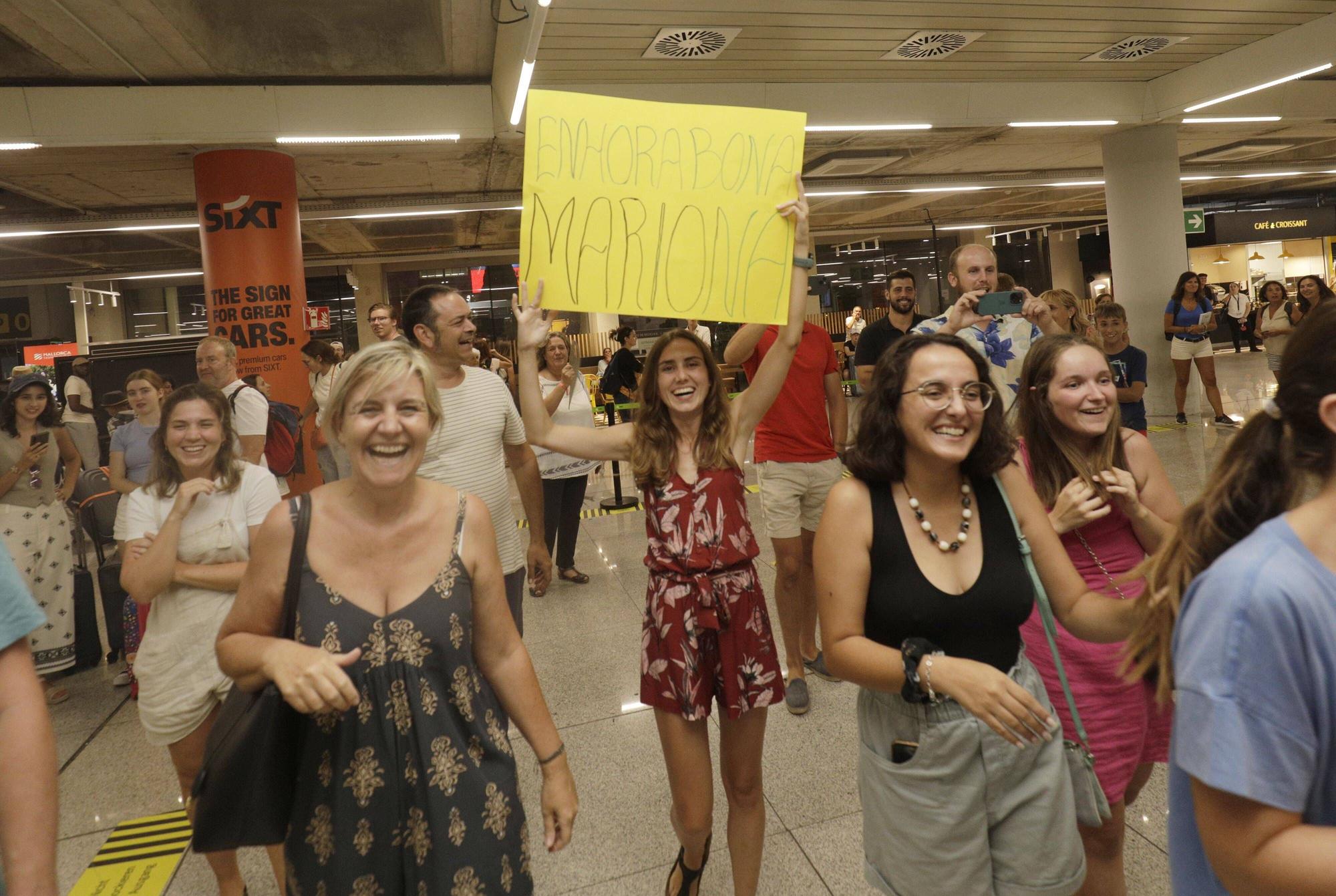 FOTOS | La llegada de Mariona Caldentey al aeropuerto de Palma
