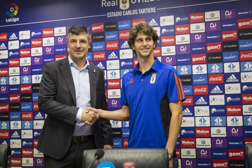 Presentación de Diego Fabbrini con el Real Oviedo