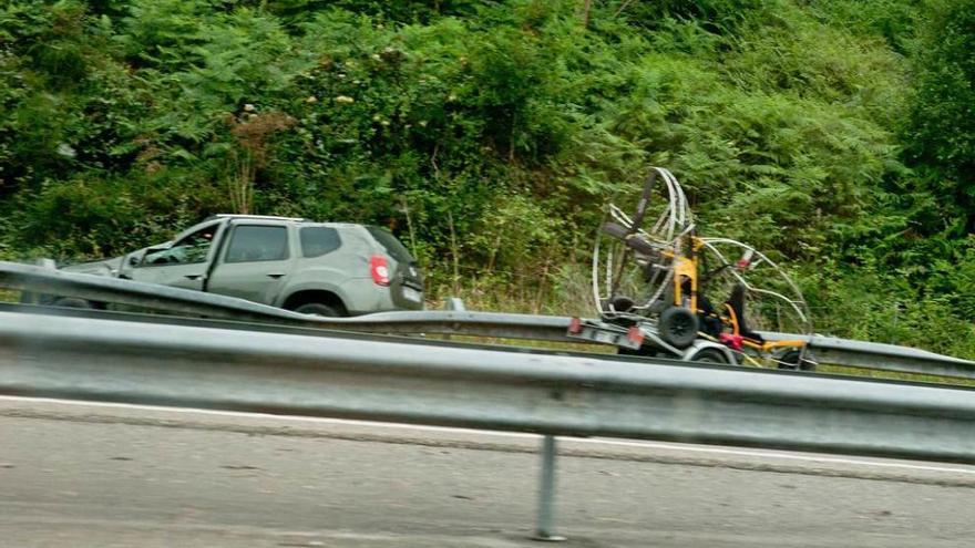 Estado en que quedó la aeroveleta una vez retirada la tela y el coche siniestrado.