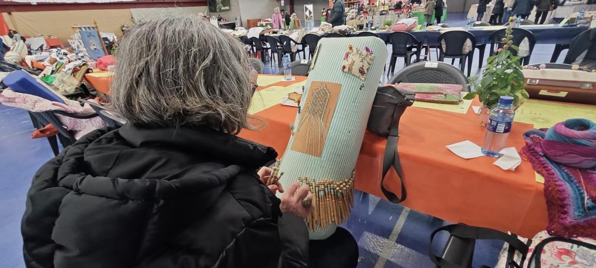 En imágenes: el séptimo encuentro de encajeras de Vegadeo
