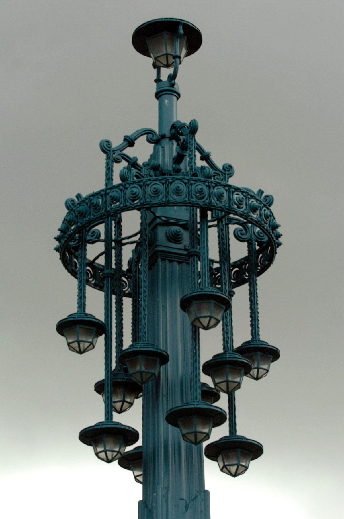 Farola de Urzáiz, la dama de hierro de Vigo