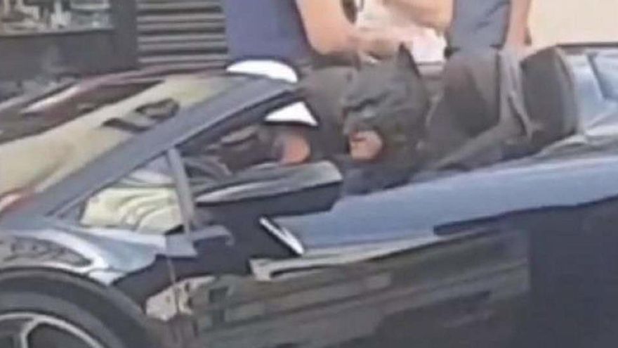 Multan a un &#039;youtuber&#039; vestido de Batman que conducía en plena Gran Vía de Madrid