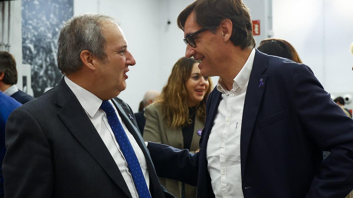 El líder del PSC, Salvador Illa, con el ministro de Industria, Jordi Hereu