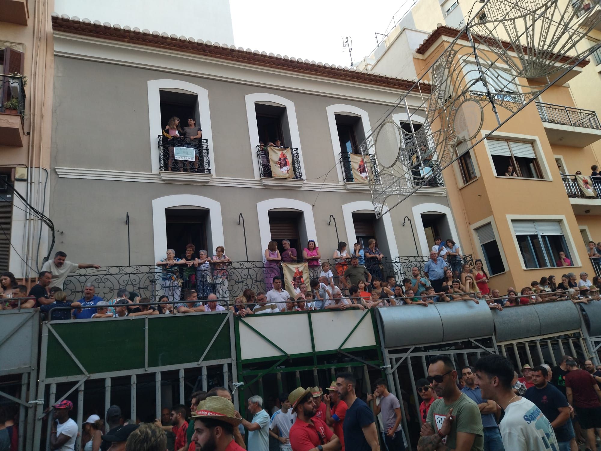 Pasión por los "bous al carrer" en Pedreguer