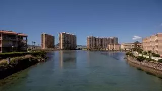 La mitad de los murcianos ve intereses ocultos en el Mar Menor, según una encuesta