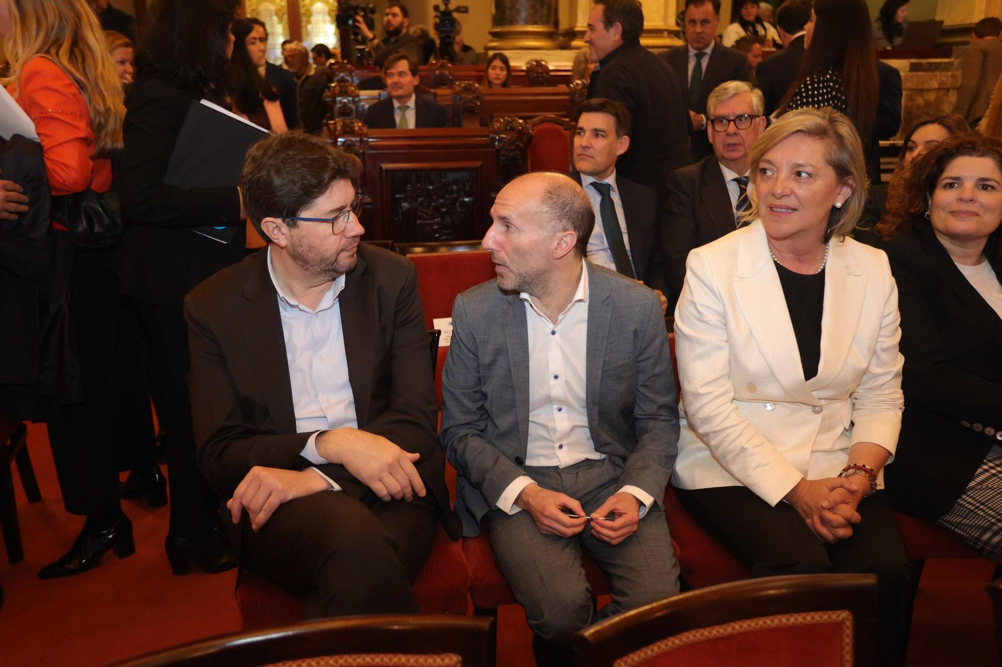 El ministro Óscar Puente presenta en el Ayuntamiento de A Coruña el plan director del Corredor Atlántico