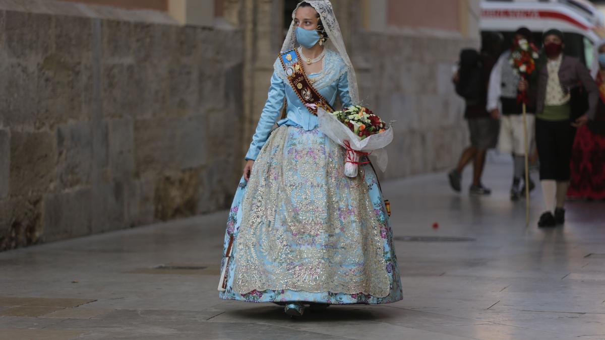 Búscate en el segundo día de Ofrenda por la calle de la Mar (entre las 19.00 y las 20.00 horas)